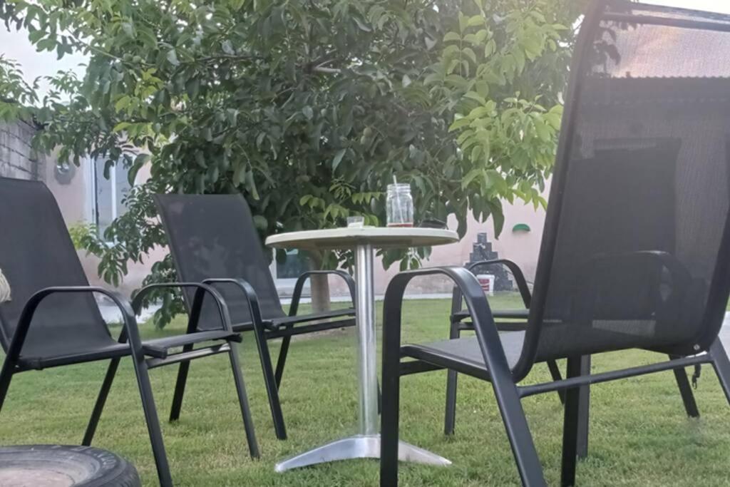 Το Άλλο Σπίτι... Villa Aridaía Eksteriør billede